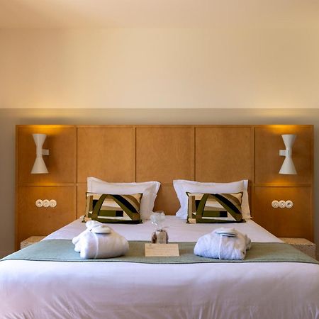 Hotel Restaurant Villa Josephine LʼÎle-Rousse 외부 사진