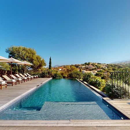 Hotel Restaurant Villa Josephine LʼÎle-Rousse 외부 사진
