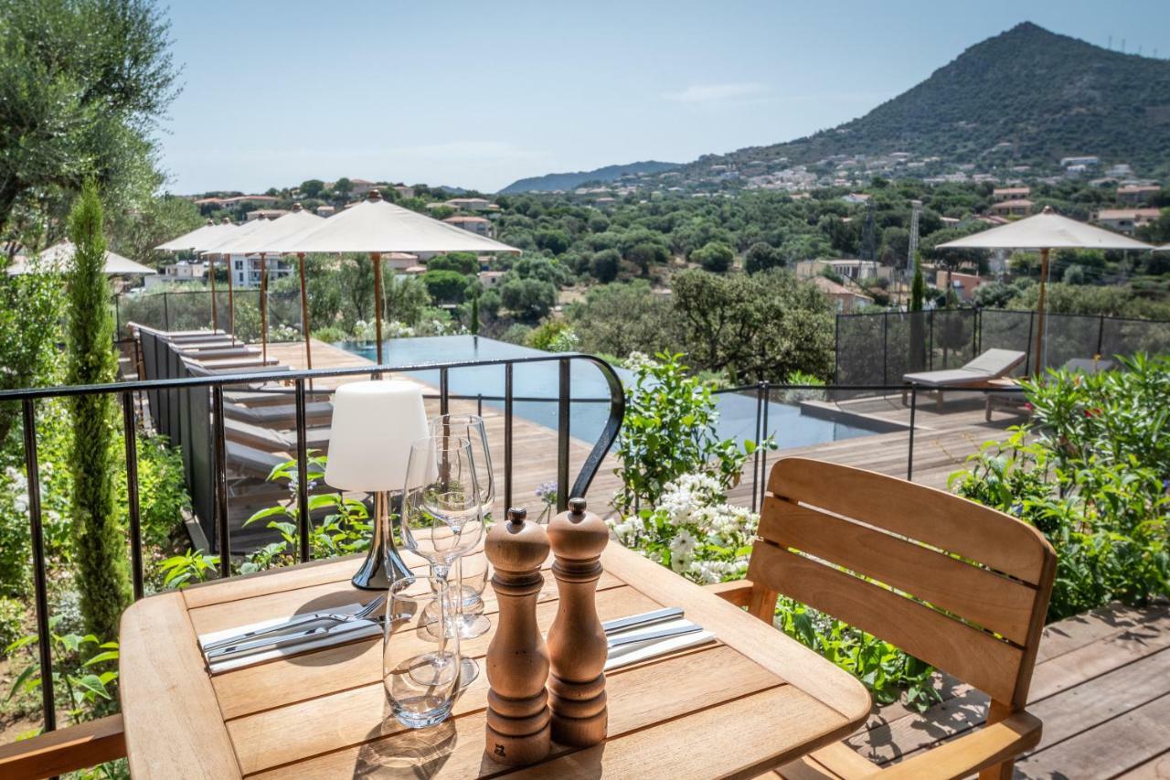 Hotel Restaurant Villa Josephine LʼÎle-Rousse 외부 사진