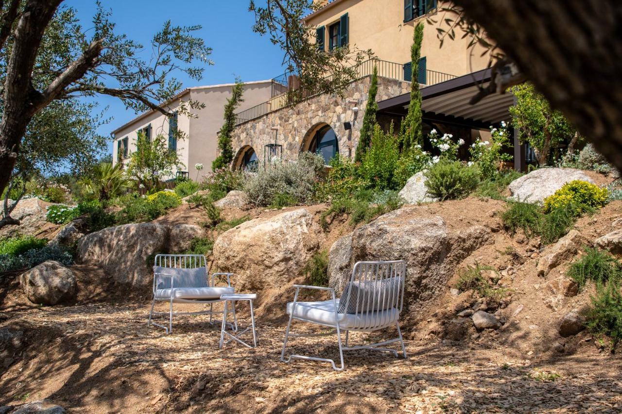 Hotel Restaurant Villa Josephine LʼÎle-Rousse 외부 사진