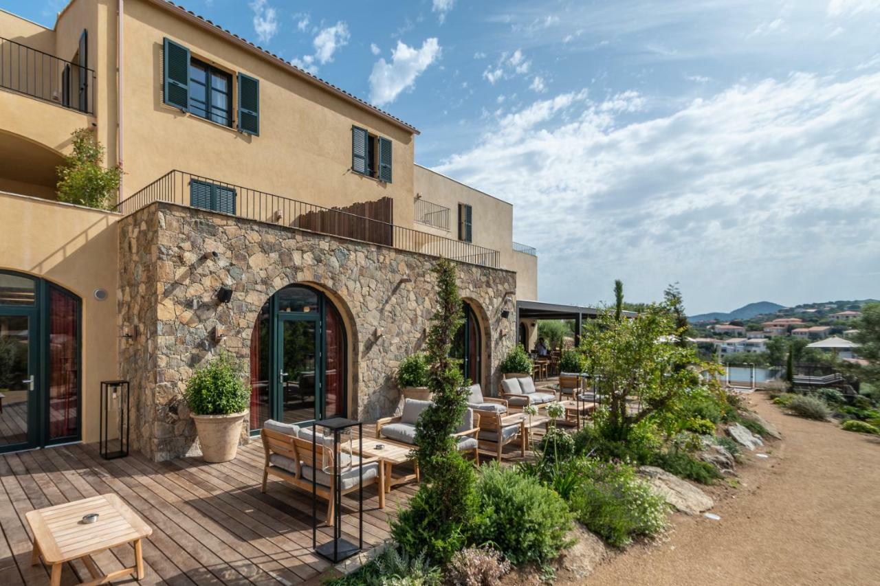 Hotel Restaurant Villa Josephine LʼÎle-Rousse 외부 사진